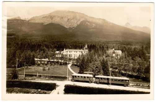 Pohľadnica vydavateľa Foto Ko&scaron;ť&aacute;l Tatransk&aacute; Lomnica